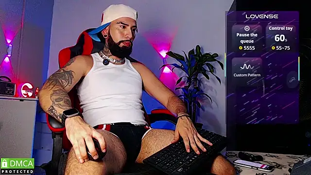 Diilanhott online show from May 2026 11:13:01 PM