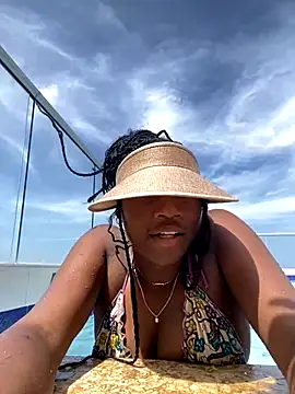 Snapshot of EscorpiLeoncita chatting on November 2025 04:40:01 PM EscorpiLeoncita online show from November 2025 04:40:01 PM