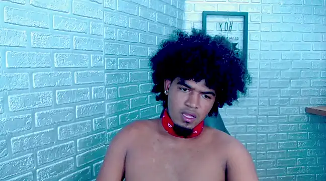 Snapshot of JaicobRuneer chatting on March 2025 02:22:01 PM JaicobRuneer online show from March 2025 02:22:01 PM