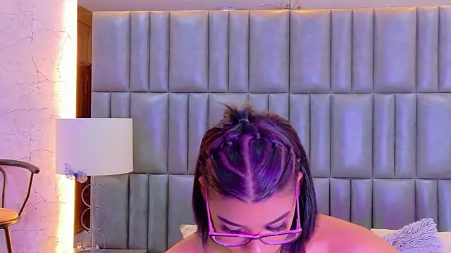 TiaraRosse online show from April 2026 05:41:01 PM