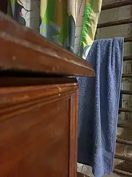 macg96 online show from November 2025 06:46:02 AM