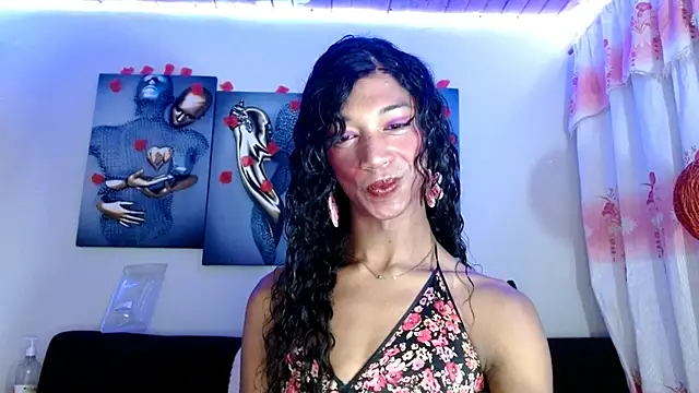 Snapshot of Maidi_ chatting on February 2025 10:28:02 AM Maidi online show from February 2025 10:28:02 AM