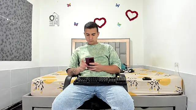 simookeler online show from October 2025 01:16:02 AM