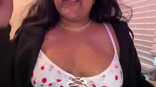 Snapshot of inarahh chatting on February 2025 10:28:02 PM inarahh online show from February 2025 10:28:02 PM