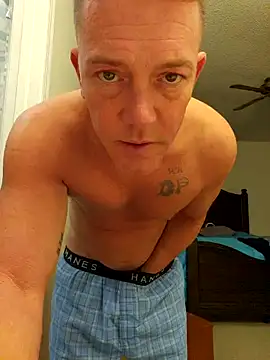 Snapshot of Bigtater1999 chatting on January 2025 03:07:02 AM Bigtater1999 online show from January 2025 03:07:02 AM