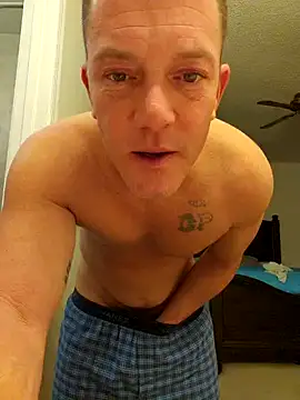 Snapshot of Bigtater1999 chatting on March 2025 12:44:01 AM Bigtater1999 online show from March 2025 12:44:01 AM