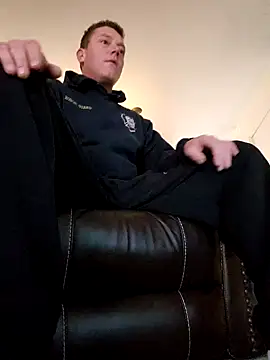 Snapshot of Bigtater1999 chatting on March 2025 01:53:01 PM Bigtater1999 online show from March 2025 01:53:01 PM