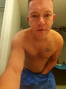 Snapshot of Bigtater1999 chatting on October 2025 01:34:01 AM Bigtater1999 online show from October 2025 01:34:01 AM