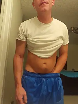 Snapshot of Bigtater1999 chatting on October 2025 11:27:01 PM Bigtater1999 online show from October 2025 11:27:01 PM