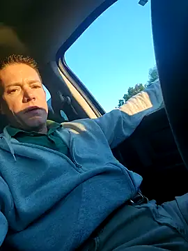 Snapshot of Bigtater1999 chatting on October 2025 11:43:02 AM Bigtater1999 online show from October 2025 11:43:02 AM