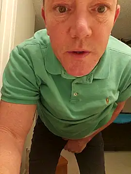 Snapshot of Bigtater1999 chatting on November 2025 10:19:01 PM Bigtater1999 online show from November 2025 10:19:01 PM