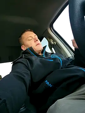 Snapshot of Bigtater1999 chatting on December 2025 12:35:02 PM Bigtater1999 online show from December 2025 12:35:02 PM