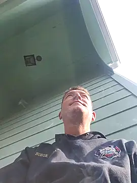 Snapshot of Bigtater1999 chatting on January 2026 03:26:01 PM Bigtater1999 online show from January 2026 03:26:01 PM