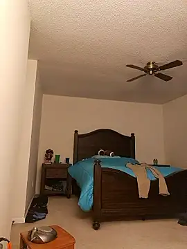 Snapshot of Bigtater1999 chatting on January 2026 10:03:02 PM Bigtater1999 online show from January 2026 10:03:02 PM