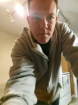 Snapshot of Bigtater1999 chatting on February 2026 10:26:01 PM Bigtater1999 online show from February 2026 10:26:01 PM