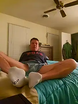 Snapshot of Bigtater1999 chatting on February 2026 03:04:01 AM Bigtater1999 online show from February 2026 03:04:01 AM