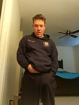 Snapshot of Bigtater1999 chatting on February 2026 03:10:01 PM Bigtater1999 online show from February 2026 03:10:01 PM