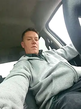 Snapshot of Bigtater1999 chatting on February 2026 01:21:01 PM Bigtater1999 online show from February 2026 01:21:01 PM