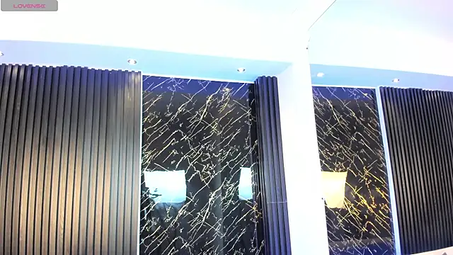 Snapshot of Aaron_Scoot chatting on December 2025 02:46:02 PM Aaron Scoot online show from December 2025 02:46:02 PM