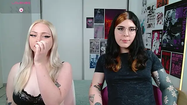 Snapshot of chloe_levine chatting on February 2026 06:38:01 PM chloe levine online show from February 2026 06:38:01 PM