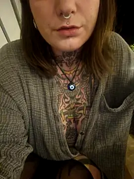 lizzardqueeen online show from September 2025 10:04:01 PM