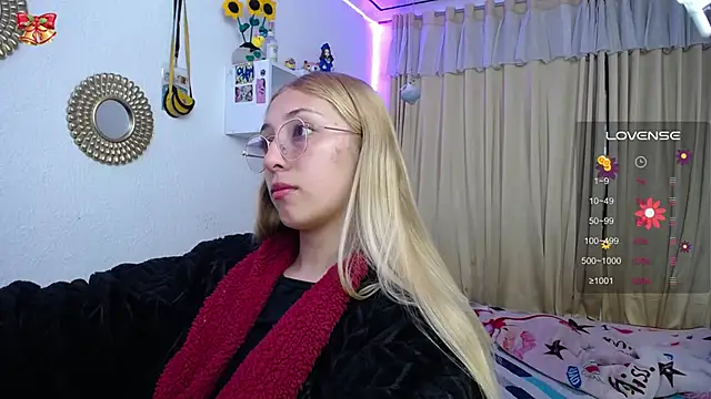 Soffy-brooks online show from March 2025 10:10:02 AM