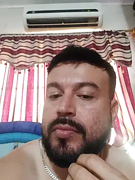 Snapshot of Davichot568 chatting on April 2026 05:22:02 PM Davichot568 online show from April 2026 05:22:02 PM