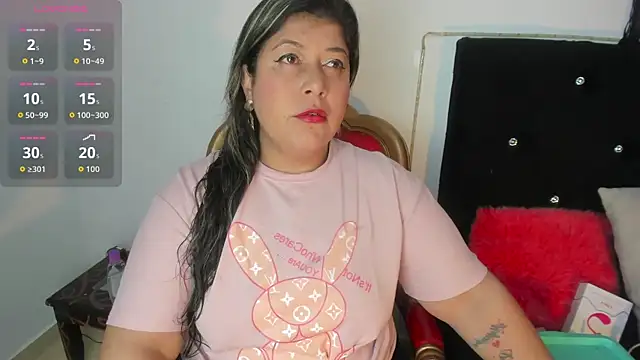 Snapshot of AmeliaThompsonTaboo chatting on October 2025 01:18:01 PM AmeliaThompsonTaboo online show from October 2025 01:18:01 PM