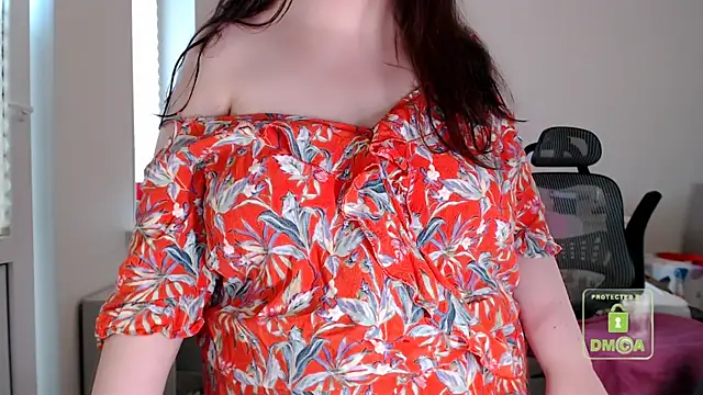 cute and hot online show from July 2026 03:49:01 PM