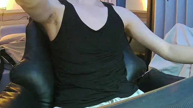 Ray175oo online show from July 2026 06:47:02 PM