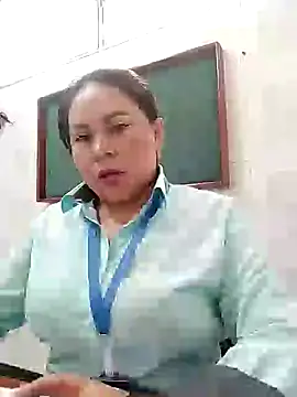 Snapshot of Norve26 chatting on December 2024 02:33:01 PM Norve26 online show from December 2024 02:33:01 PM