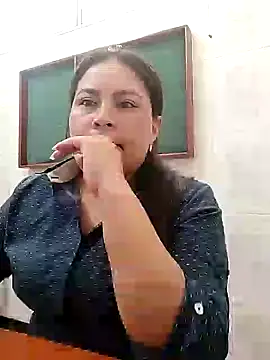 Snapshot of Norve26 chatting on December 2024 06:17:01 PM Norve26 online show from December 2024 06:17:01 PM