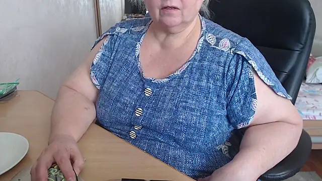 Snapshot of Norimara chatting on January 2026 07:01:02 AM Norimara online show from January 2026 07:01:02 AM