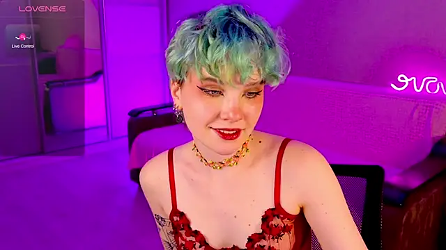 School Love online show from December 2024 04:25:02 PM