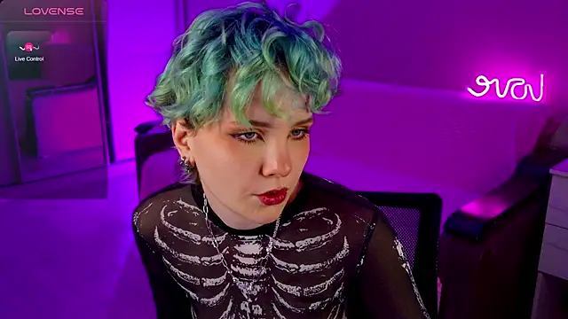 School Love online show from January 2025 04:11:02 PM