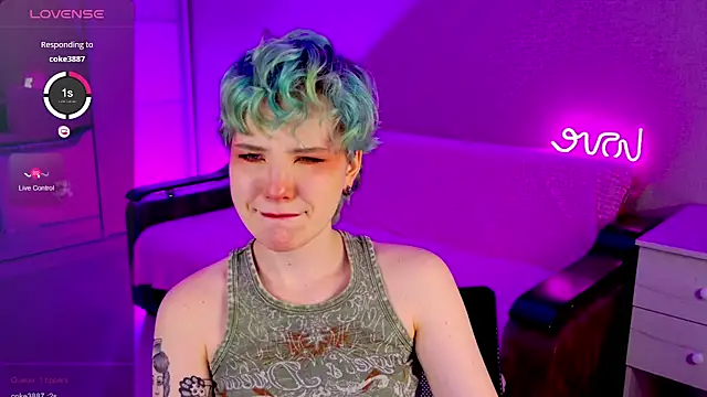 School Love online show from January 2025 01:08:02 PM