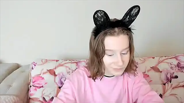 EnigmaSee online show from December 2024 08:33:02 AM