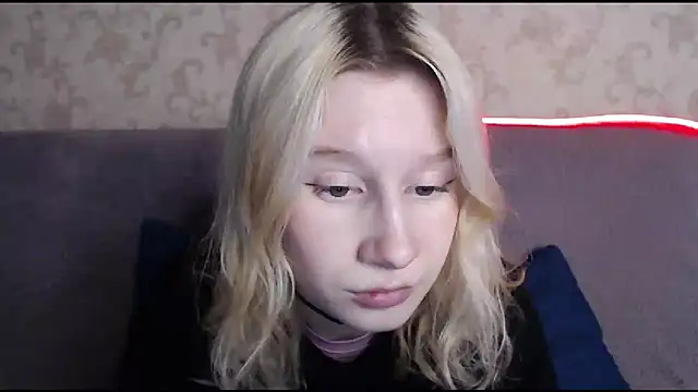 Snapshot of EnigmaSee chatting on November 2025 08:49:02 AM EnigmaSee online show from November 2025 08:49:02 AM