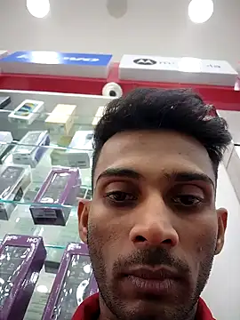 Snapshot of JOHN_LEE_DEREK chatting on January 2025 10:17:01 AM JOHN LEE DEREK online show from January 2025 10:17:01 AM