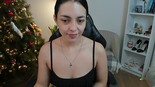  BellaEvans  online show from December 2025 05:49:02 AM