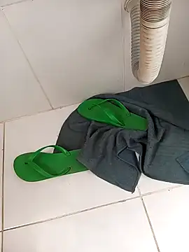 Snapshot of lobomisterioso13 chatting on December 2024 10:50:02 AM lobomisterioso13 online show from December 2024 10:50:02 AM