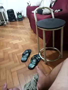 Snapshot of lobomisterioso13 chatting on December 2025 01:02:02 AM lobomisterioso13 online show from December 2025 01:02:02 AM