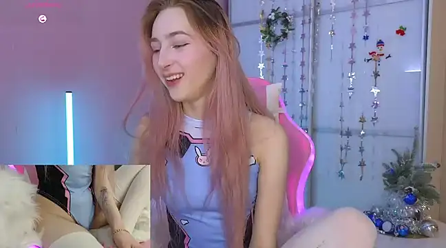 Snapshot of MichaDenver chatting on December 2024 12:16:01 AM MichaDenver online show from December 2024 12:16:01 AM