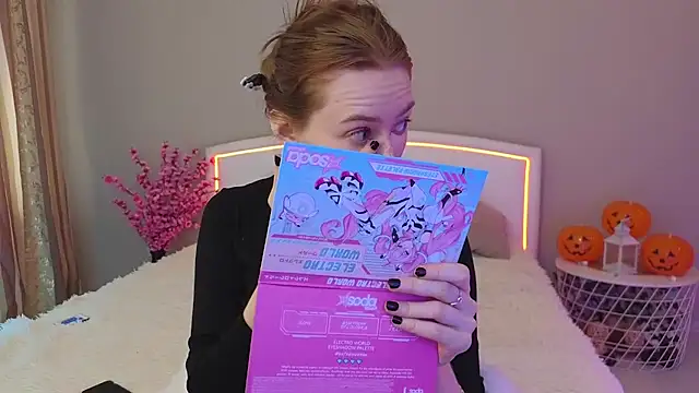 Snapshot of MichaDenver chatting on October 2025 08:22:01 AM MichaDenver online show from October 2025 08:22:01 AM