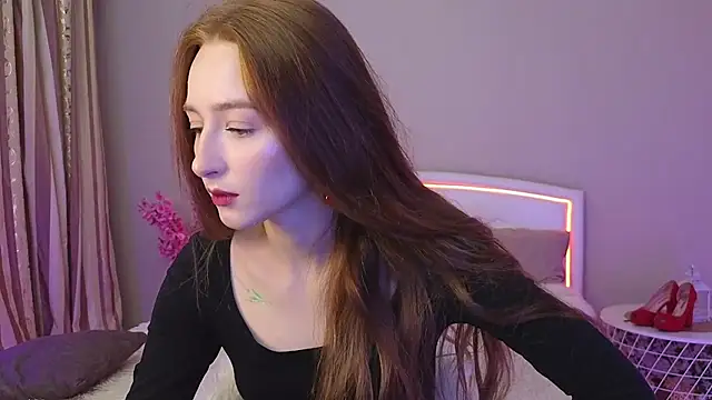 MichaDenver online show from November 2025 04:18:02 PM