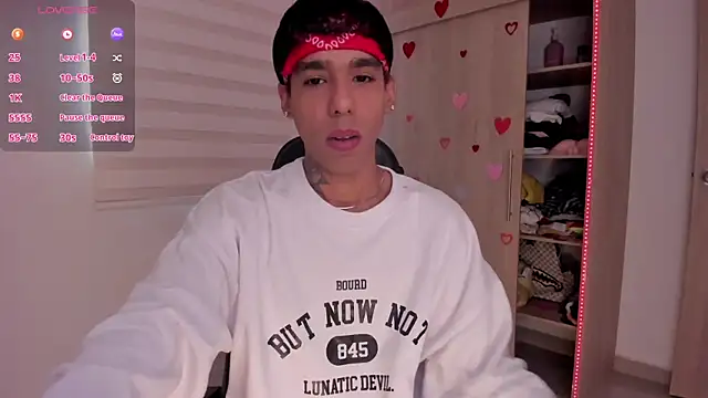 aldrinwhite online show from February 2025 03:15:02 PM