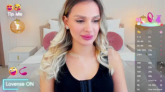 Snapshot of MissLoou chatting on January 2026 06:17:01 AM MissLoou online show from January 2026 06:17:01 AM