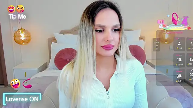 Snapshot of MissLoou chatting on February 2026 06:17:01 AM MissLoou online show from February 2026 06:17:01 AM