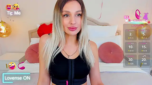 Snapshot of MissLoou chatting on February 2026 06:10:02 AM MissLoou online show from February 2026 06:10:02 AM