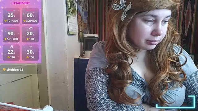 Cora Maro online show from May 2026 11:06:01 AM